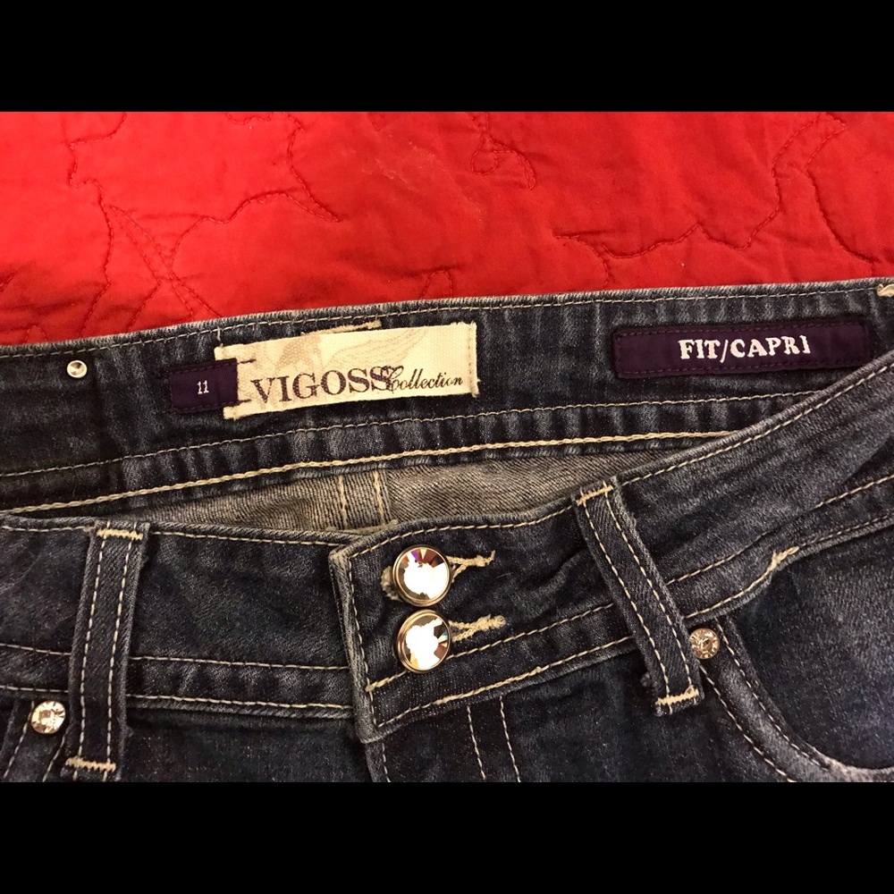 Women’s Vigoss fit Capri pants